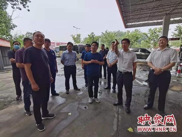 驻马店市常务副市长金冬江到西平县检查端午节期间安全生产工作