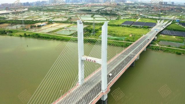 预计本月底开盘 帮主今天从佛山新城地铁站开车出发,经菊花湾大桥