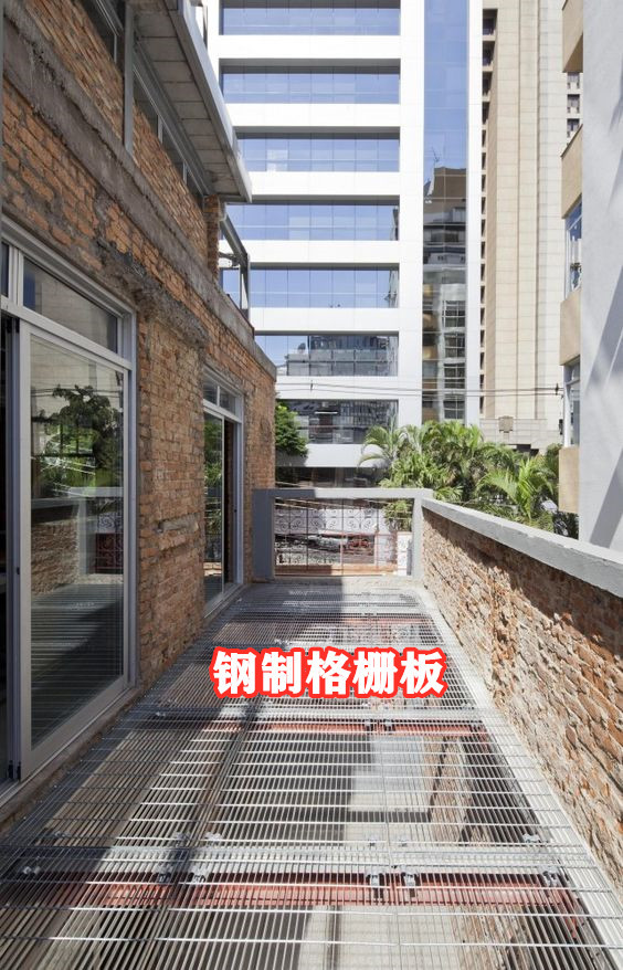 装过5套房的经验:阳台露台的5种地面装法,比铺瓷砖好看实用