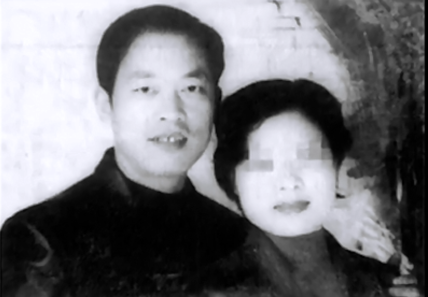 凶残不输白宝山一个人拿冲锋枪劫持运钞车悍匪谢先荣被击毙