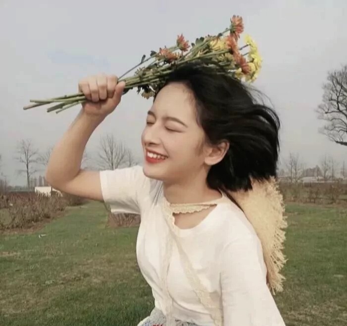 ins超级美的文艺范儿女生头像