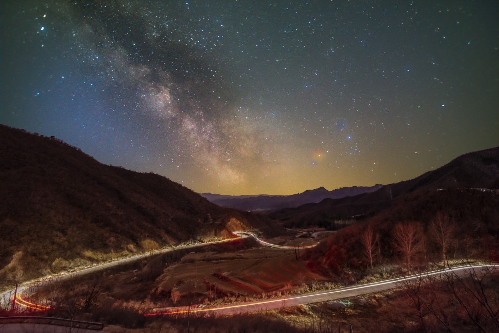 来怀柔"星空小镇"仰望星空