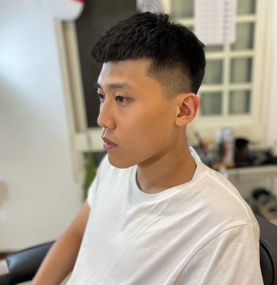 40岁男人别剪"显老"的发型,这三款造型不挑脸型,成熟又帅气