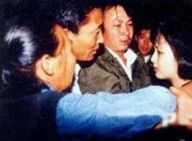 美女毒贩陶静:20岁获罪宁死不供出男友,行刑前"表白"妈妈