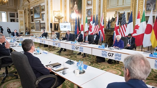 g7峰会落幕,公报首提经济转型确保"没人被落下"