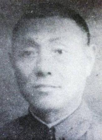 川军抗战第一仗,他竟在一天的三小时内,由中校升上校