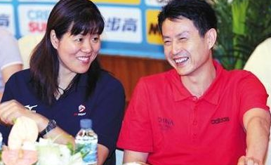 作为助理教练的陈忠和,也协助者主教练帮助中国女排取得了不错的成绩