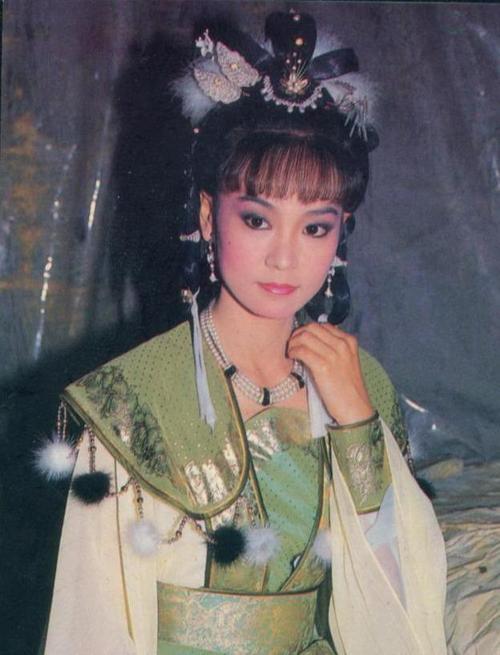刘雪华太后专业户曾是琼瑶最爱御用女主为渣男所害终身不育