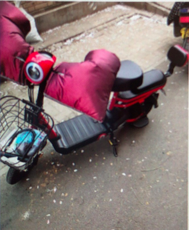 天津市民遭遇爱玛电动车突然自行停车险酿车祸,说好的退车返款一直没