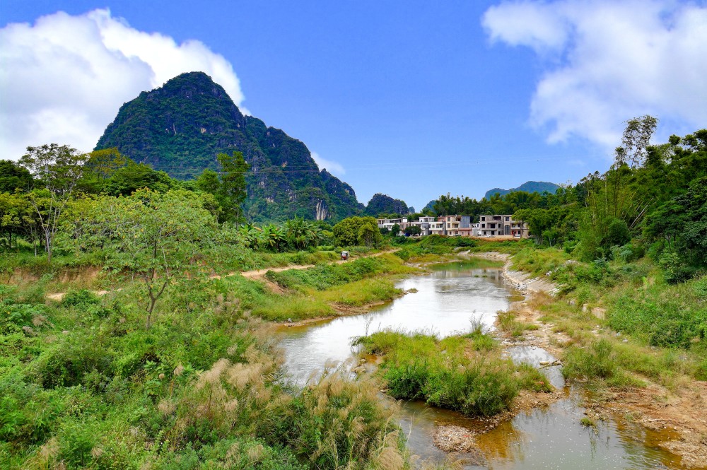 粤西乡村风情,广东省阳春市春湾镇那星村田园风光