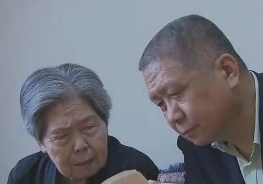 马未都曾透露39人参军,为什么父亲一个人活下来?称其父亲是智兵