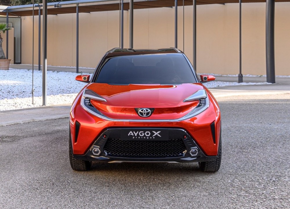丰田最新小型suv全部,丰田小suv车型8万 全新丰田小型suv车型,仅6万起售,外观炫酷动感,配1.0t