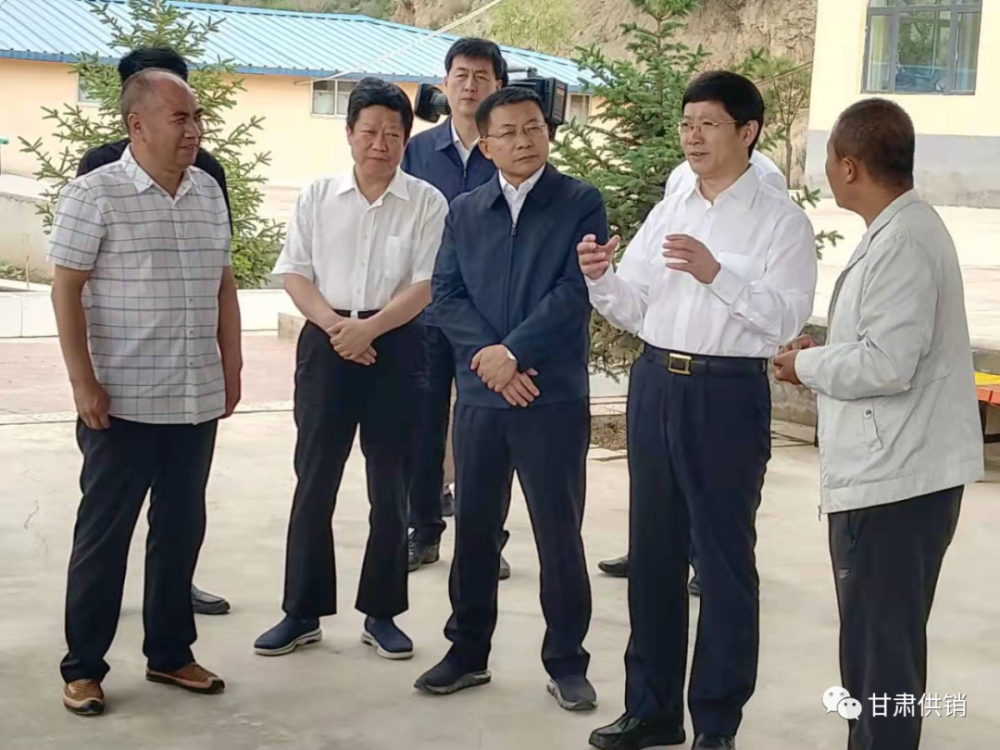 兰州市委书记朱天舒在永登县调研中充分肯定供销社东西