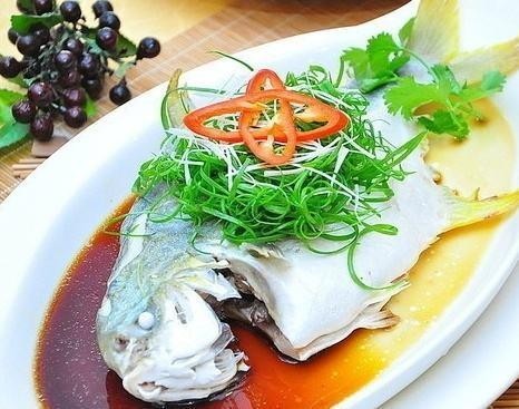 美食分享:葱油爽脆南瓜,清蒸金鲳鱼,猪皮冻|葱油|南