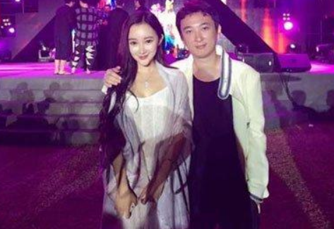 王思聪锤孙一宁是"杀猪女",女方怒斥他是"疯狗",到底咋了?