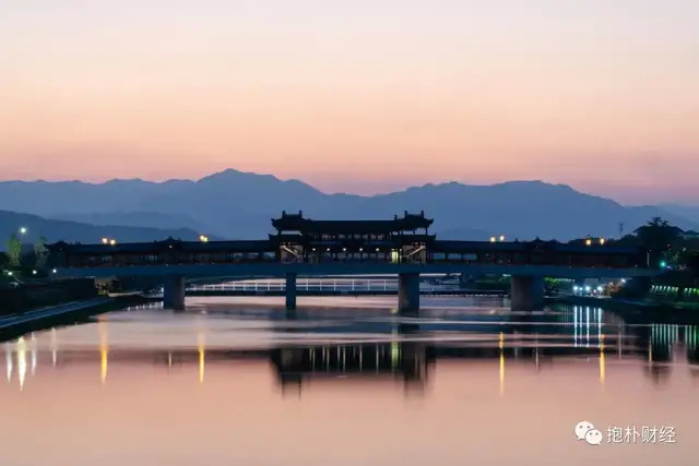 宁波宁海城市兴宁廊桥