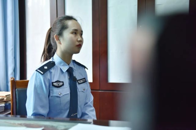 95后,女刑警