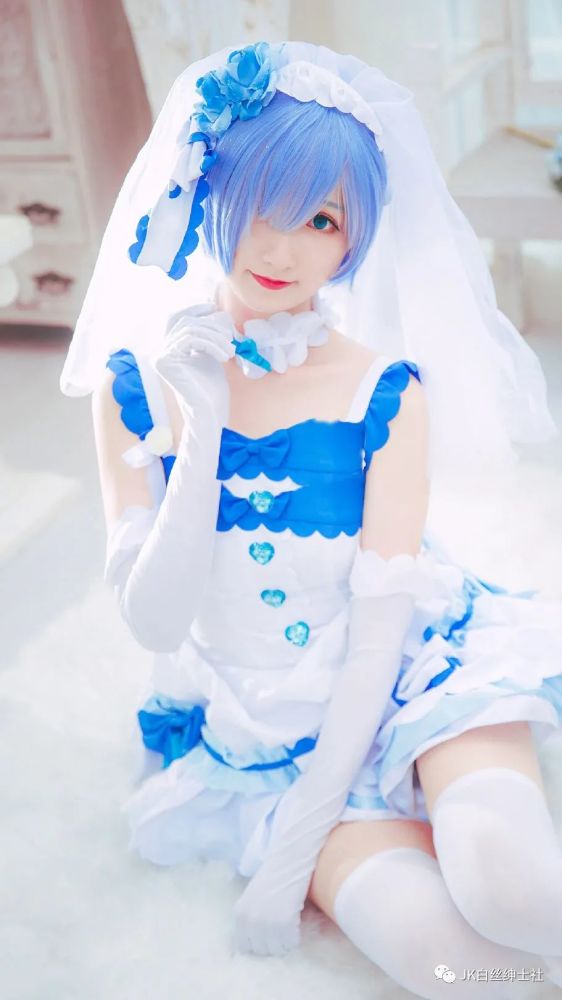 cos:纯白婚纱蕾姆cos正片@纸牌儿