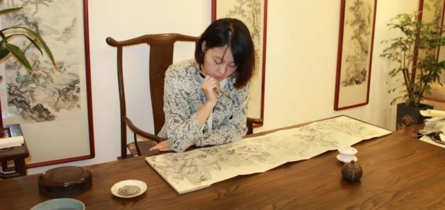 80后美女书法家杨芸熙,作品和颜值可谓是太美了!