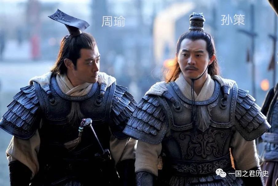 周瑜与陆逊相比,谁的军事能力强?差距明显一个是将一个是军事家