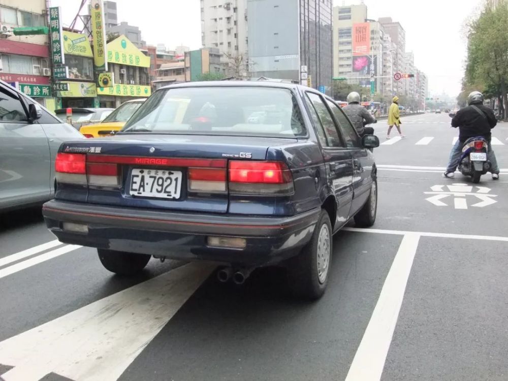 顺益和当时众多总代理商一样,选择美国制造的日本车来进口(当地称之为