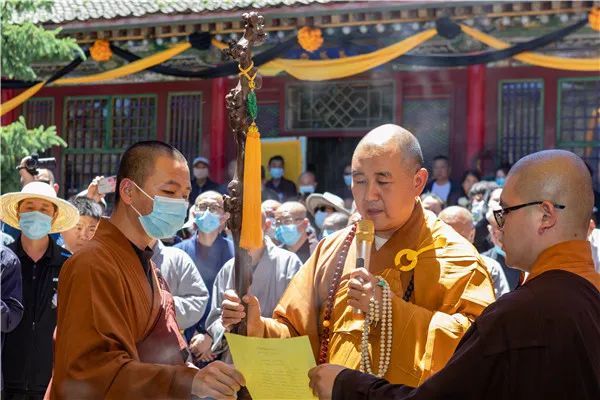 忻州市佛教协会会长,五台山佛教协会会长昌善法师说起龛法语