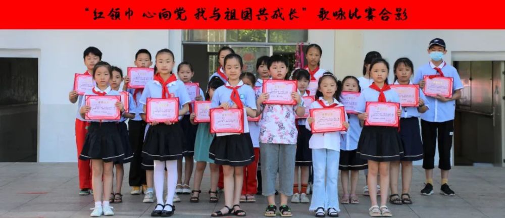 郎》 拳拳爱国心  浓浓笔尖情——赤壁市实验小学举行硬笔书法比赛