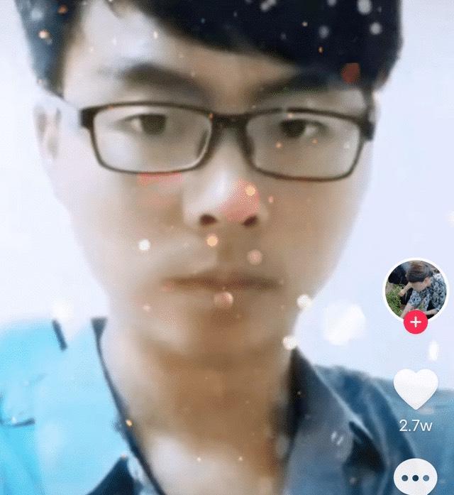错换人生28年,郭威少年照曝光,网友:人生如戏,戏如人生