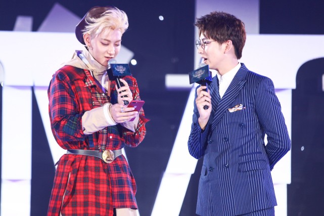 黄子韬2017巡演震撼启动,4月30日首站北京