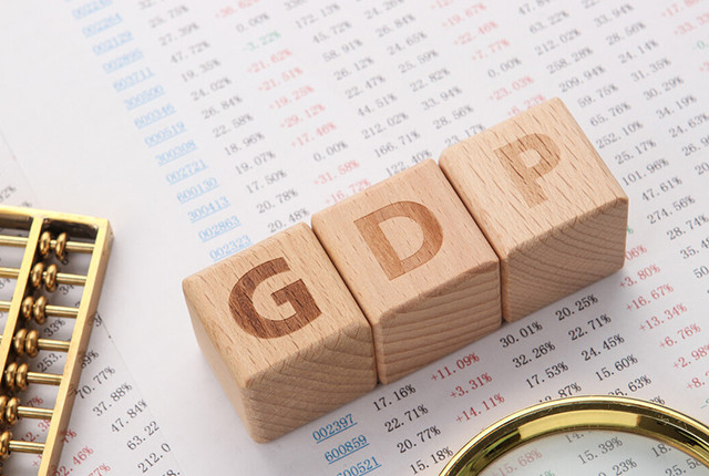 江苏第七次人口普查后人均gdp_基于第七次人口普查的全国人均GDP排名,东三省 天津显著上升(2)