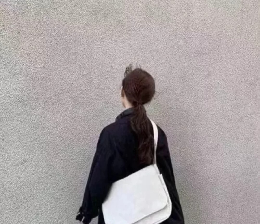 ins甜蜜的情侣头像但愿日子清静抬头遇见的都是柔情