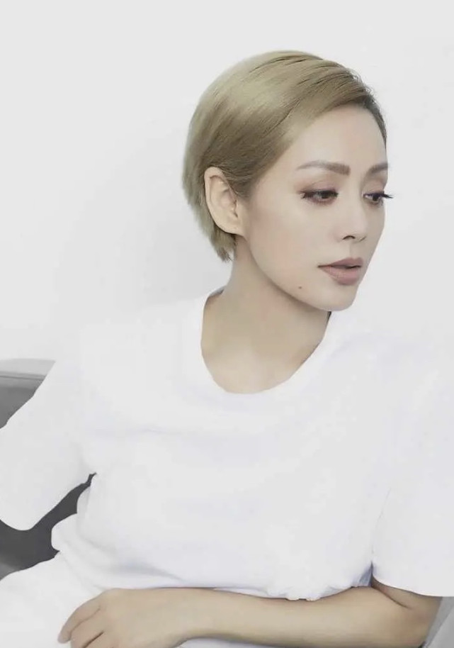 短发女星:不被定义的美!