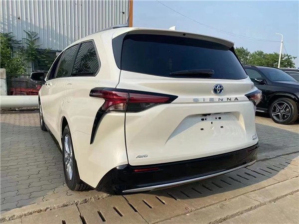 国六丰田塞纳2021款混动六月特价提车