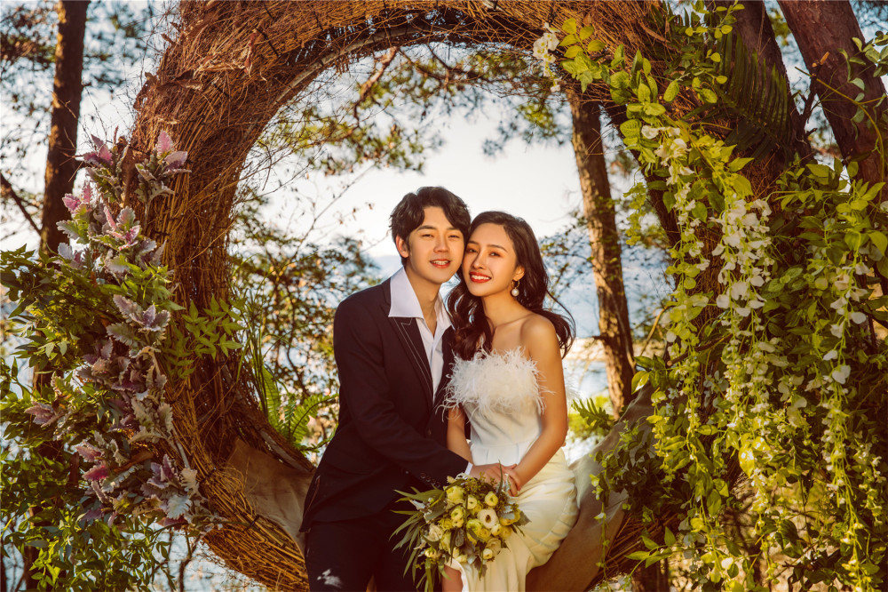 拍婚纱照去哪个城市好_拍婚纱照哪家好