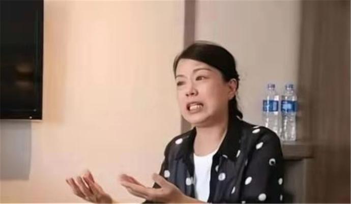 郭威还没将户口改到许敏姚师兵名下,田静和弟弟贴心维护,爱的最高级是