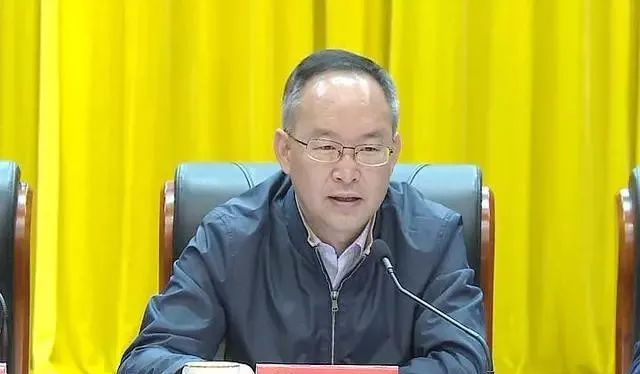 履任广东河源副市长一年半后,梅州籍赖小卫迎来他仕途