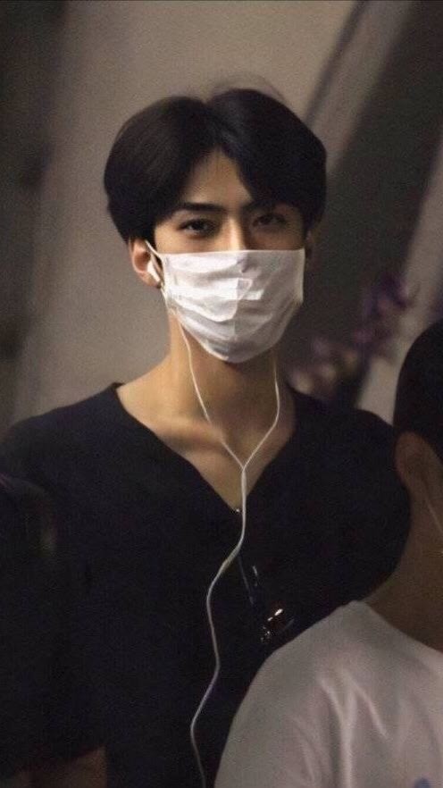 吴世勋他曾经也是五彩缤纷的少年