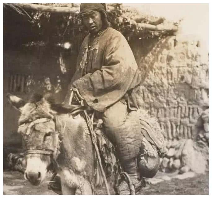 晚清富人的真实生活:地主家吃饭仅两个菜,地主婆出门被乞丐围堵