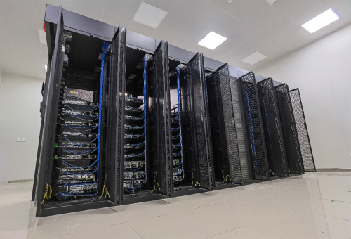 十堰工业大数据中心一期服务器已上架,即将投产