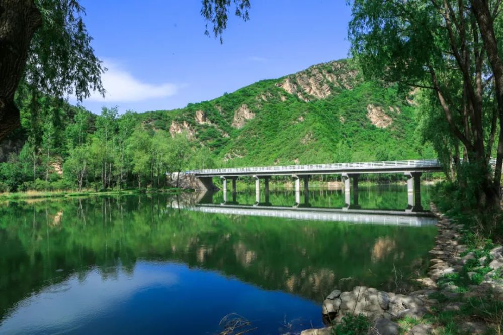 百里山水画廊△龙庆峡△玉渡山△野鸭湖△荷府民宿这个夏日来延庆"