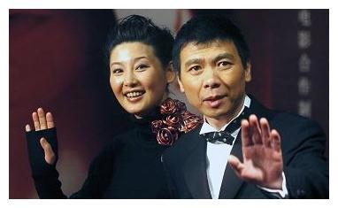 冯小刚曾对张娣一见钟情二婚迎娶徐帆进门原配低调至今未再婚