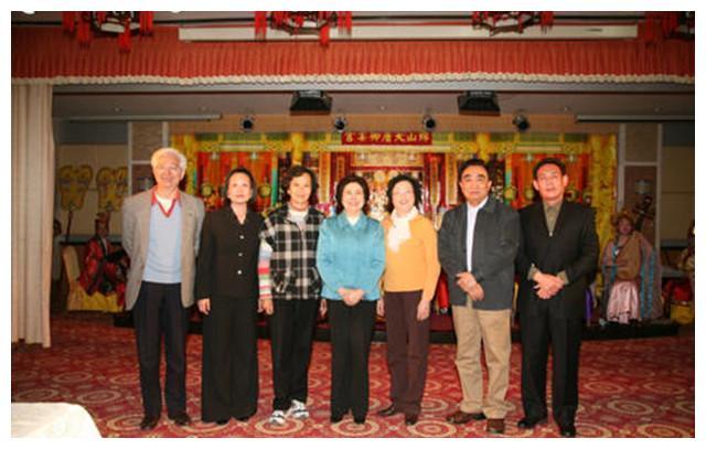 山西煤王闫吉英因病去世未立遗嘱2妻子争遗产至公司查封