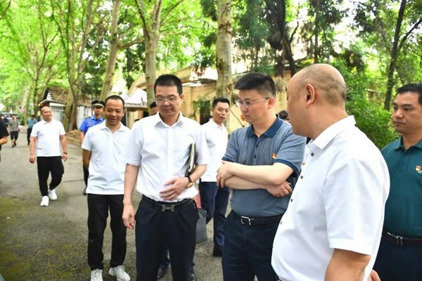刘桂均赴西湖路街道调研棚户区改造项目建设进展情况