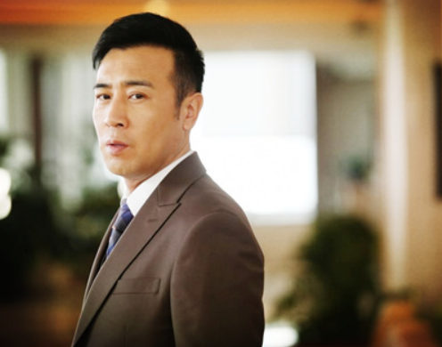 于和伟出演的3部影视剧,凭《觉醒年代》获奖