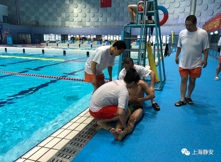 夏季游泳高峰即将来临!ta们这样让大家游得安心