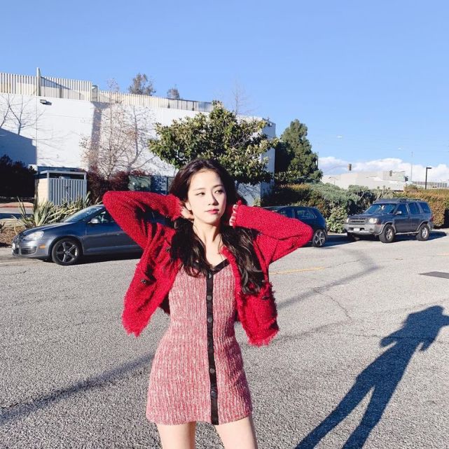 身高162cm的 blackpink jisoo,气质清丽7个"女友风"