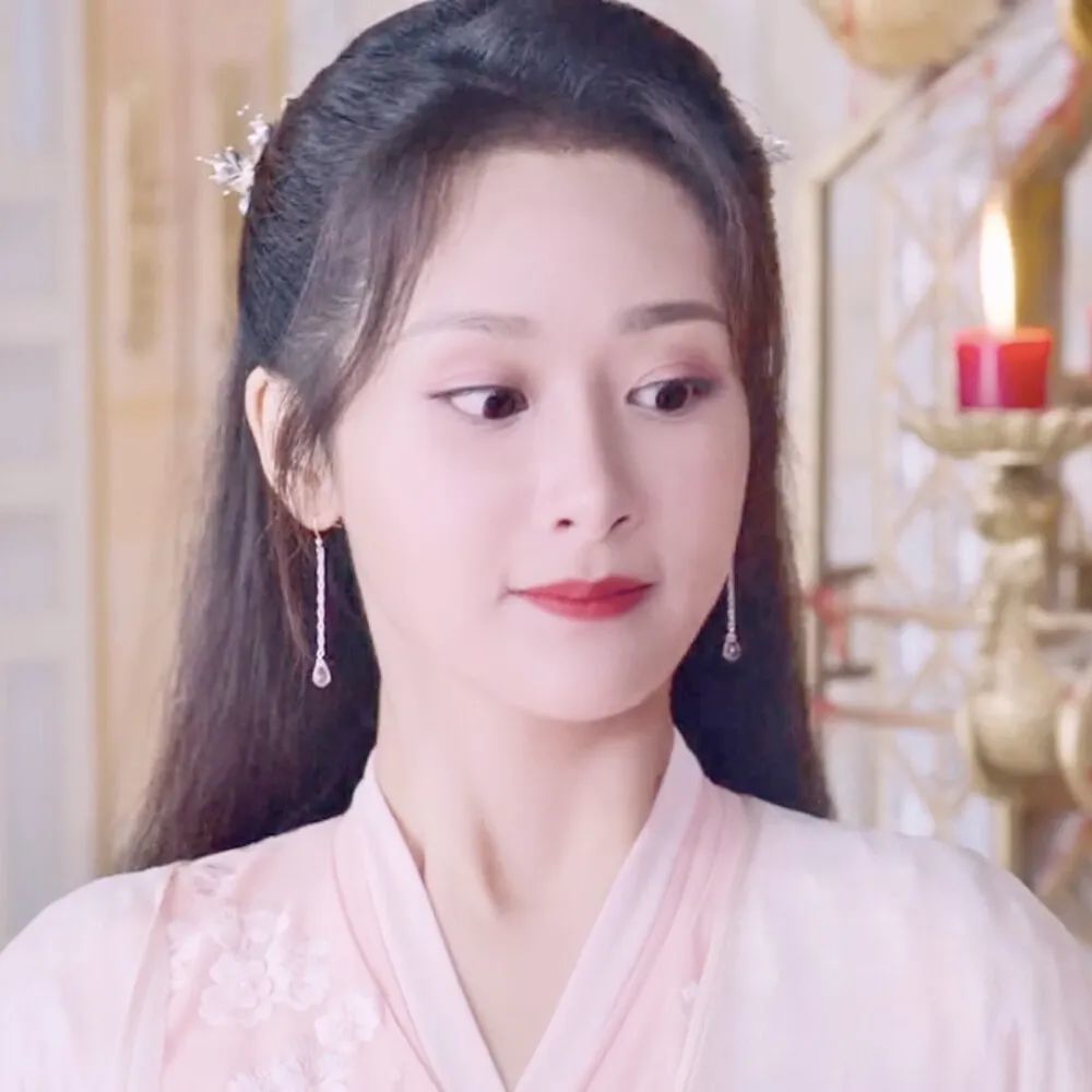 头像杨紫
