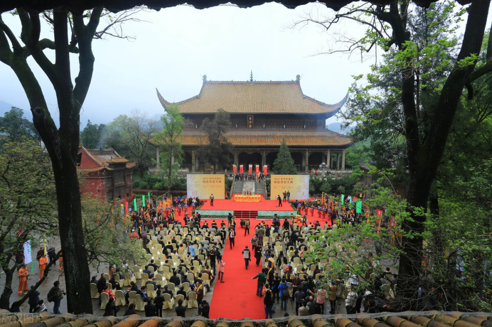 祁阳县人口经济_祁阳县委书记黄景波