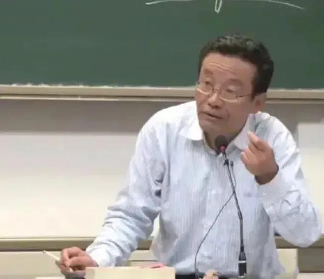 他是唯一可以在课堂抽烟的老师|复旦大学|王德峰|哲学|教授|教研