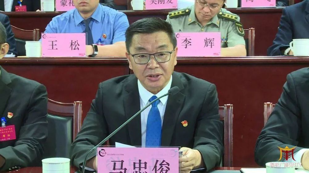 文山州代理州长到广南县指导工作